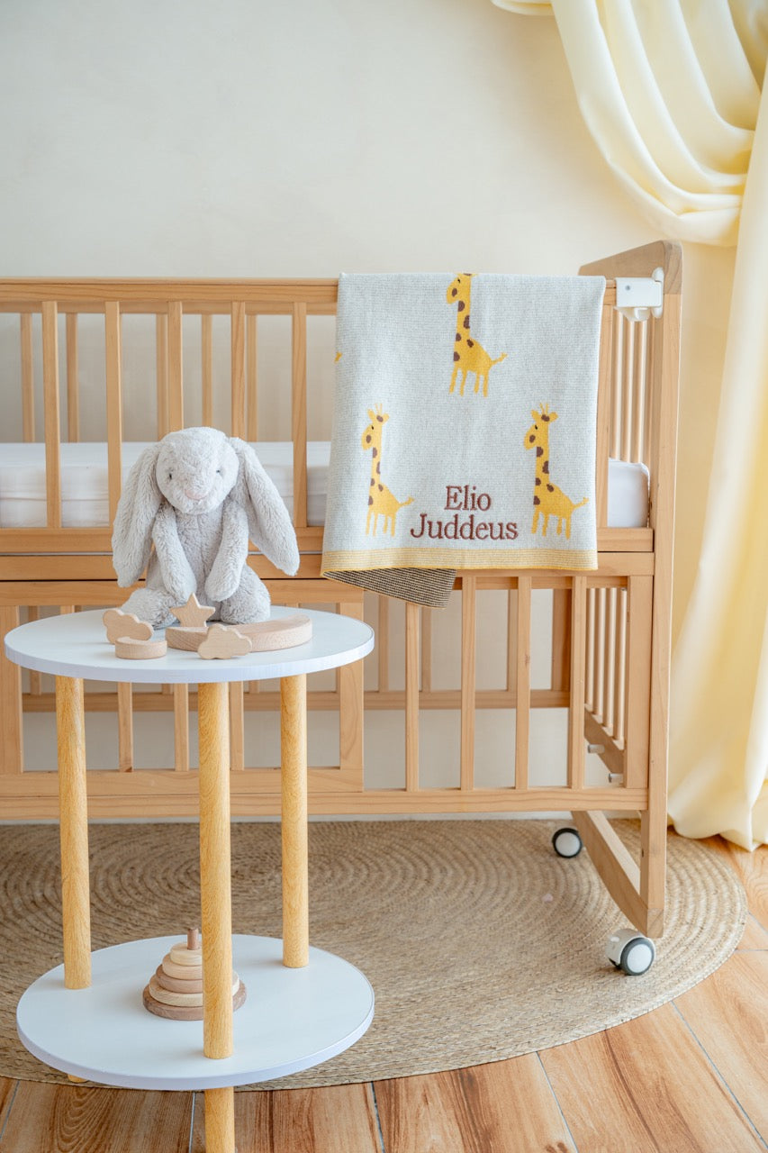Gentle Giraffe Cotton Knit Blanket